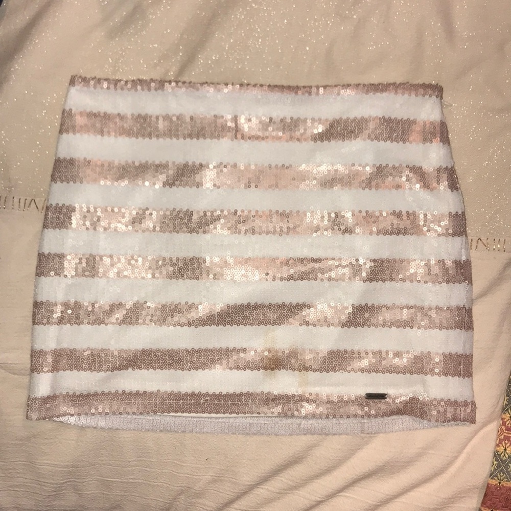 SEQUEN PINK AND WHITE ABERCROMBIE MINI SKIRT